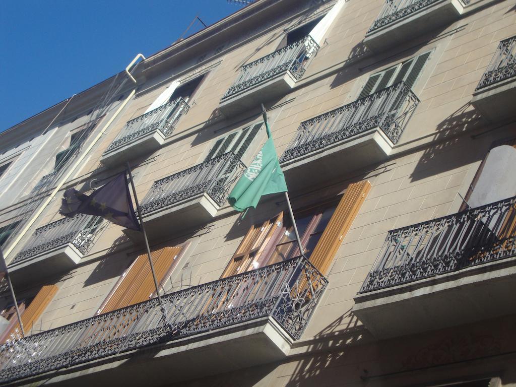 Hostel Turisol Barcelona Kültér fotó